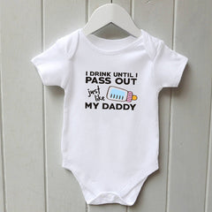 Baby Bodysuit Funny: Happy birthday Daddy