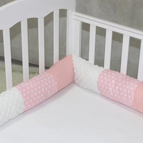 Cylindrical crib bed surrounded by pure cotton